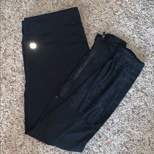 USED FABLETICS LEGGINGS